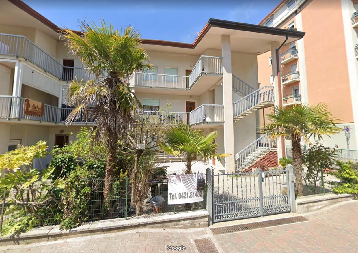 Appartamenti Levante - Agenzia Cocal Caorle Extérieur photo