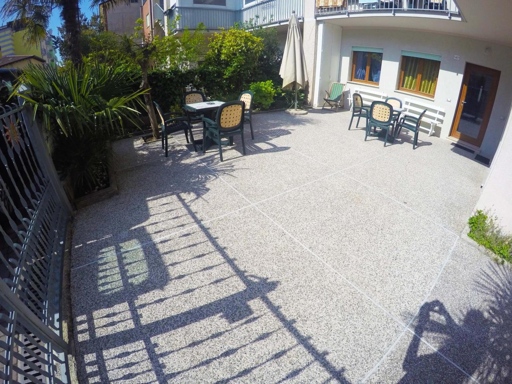 Appartamenti Levante - Agenzia Cocal Caorle Extérieur photo